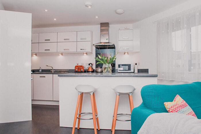 2 Bedroom Apartment For Sale In The Edg, Springmeadow Road, Birmingham, B15