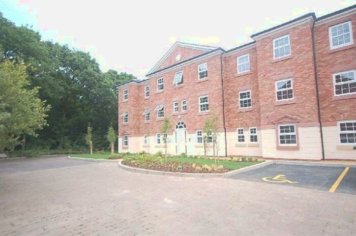 2 Bedroom Apartment To Rent In Manthorpe Avenue, Roe Green, Worsley, M28