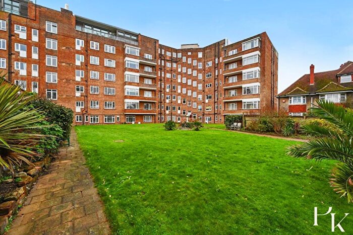 1 Bedroom Apartment For Sale In Viceroy Lodge, Kingsway, Hove, BN3