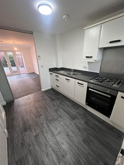 2 Bedroom End Of Terrace House To Rent In Woodheys Park, Kingswood, Hull, HU7