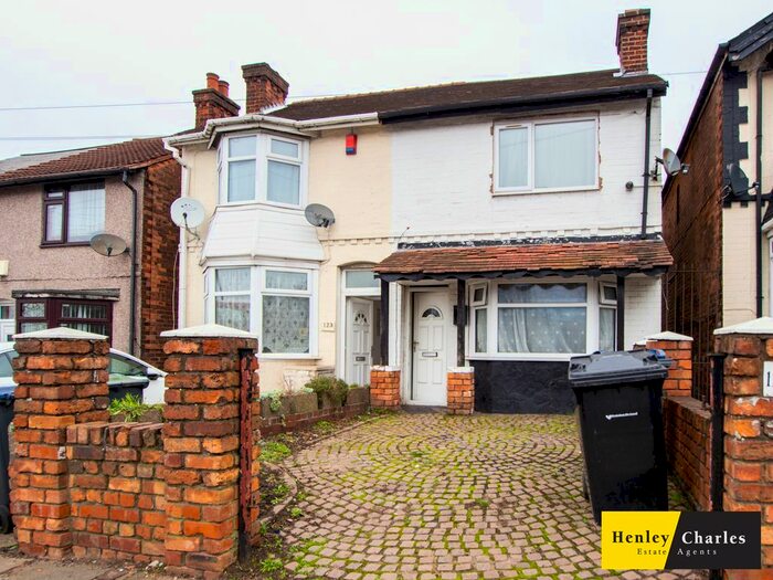 3 Bedroom Terraced House To Rent In Reservoir Road, Erdington, Birmingham, B23