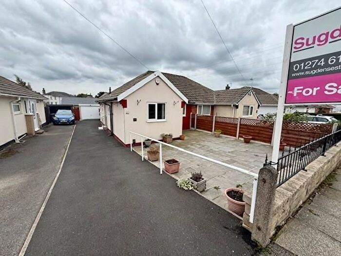 2 Bedroom Semi-Detached Bungalow For Sale In Kings Drive, Wrose, Bradford, BD2