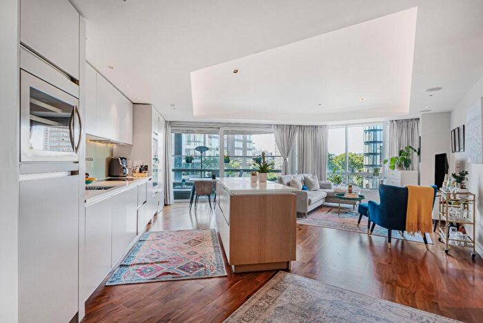 2 Bedroom Apartment For Sale In City Road, London, EC1V