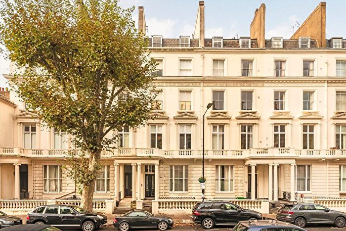 3 Bedroom Flat For Sale In Warrington Crescent, Little Venice, W9