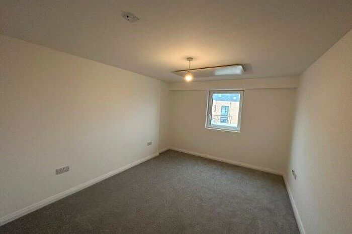 1 Bedroom Flat To Rent In Olivia Walk, Ashford, TN24