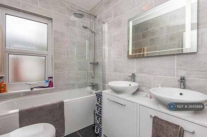 4 Bedroom Terraced House To Rent In Telford Road, Exeter, EX4