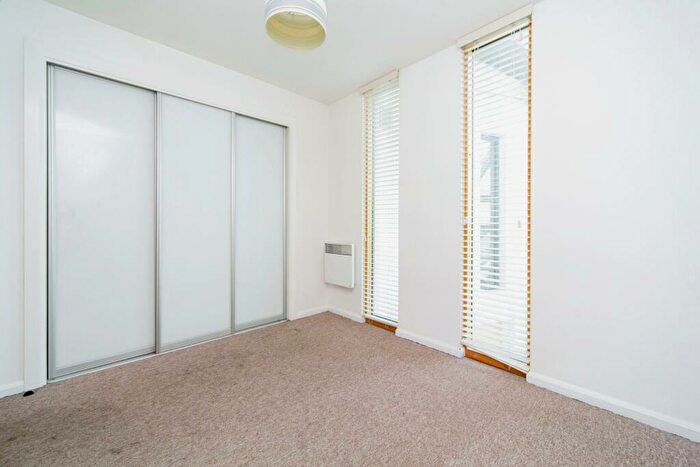 1 Bedroom Penthouse To Rent In Mann Island, L3