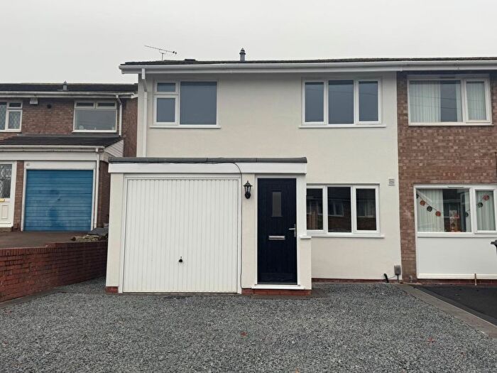 3 Bedroom Property To Rent In Merton Close, Kidderminster, DY10