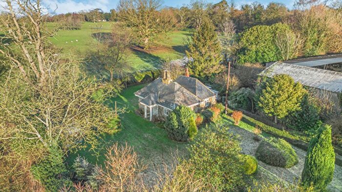 2 Bedroom Detached House For Sale In High Street, Hinton Waldrist, Faringdon, Oxfordshire, SN7