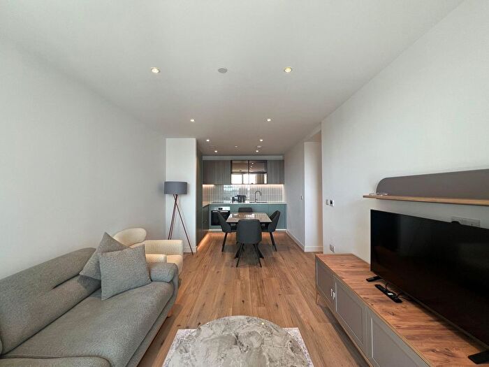 2 Bedroom Flat To Rent In The Green Quarter, London, UB1