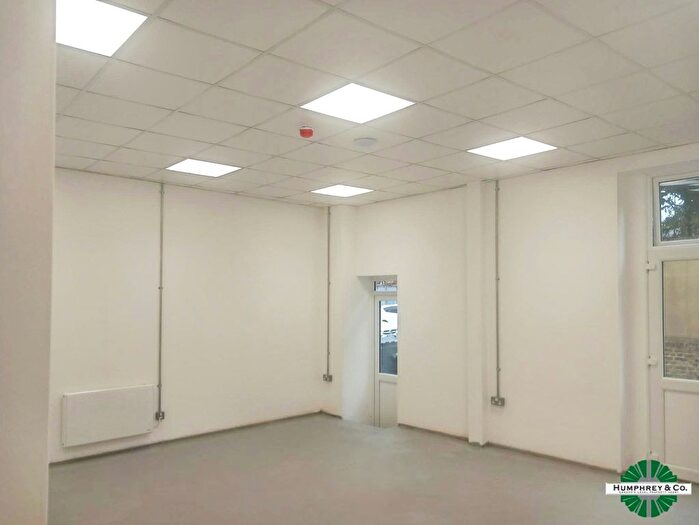 Office To Rent In High Street, London, E17