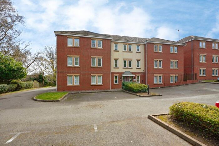 2 Bedroom Flat To Rent In Blue Cedar Drive, Streetly, B74