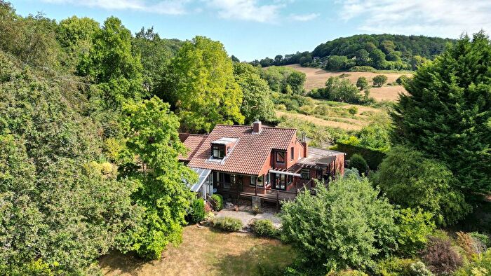 4 Bedroom Detached House For Sale In Ide Hill Road, Ide Hill, Sevenoaks, TN14