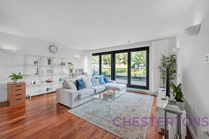 2 Bedroom Flat To Rent In New Providence Wharf, Fairmont Avenue, E14