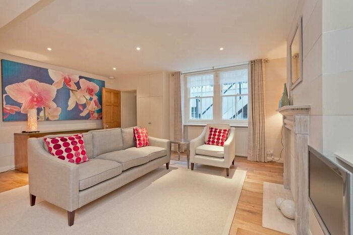1 Bedroom Flat To Rent In South Terrace, South Kensington, London, SW7