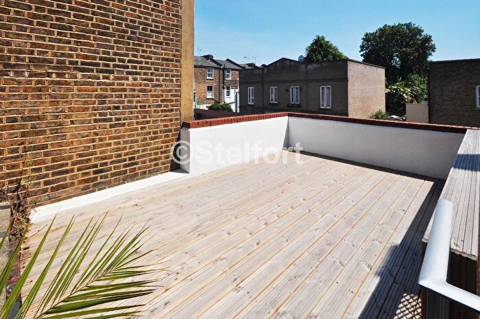 2 Bedroom Flat To Rent In Grafton Road, London, NW5