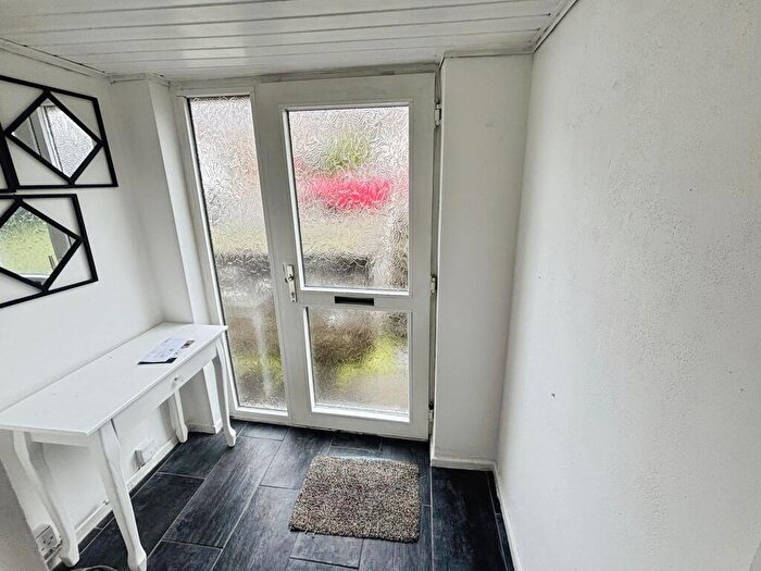 3 Bedroom Semi-Detached House To Rent In Heol Camlan, Birchgrove, SA7