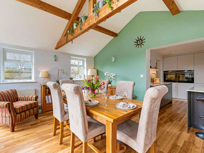 5 Bedroom Detached House For Sale In Tubbs Lane, Newbury, RG20