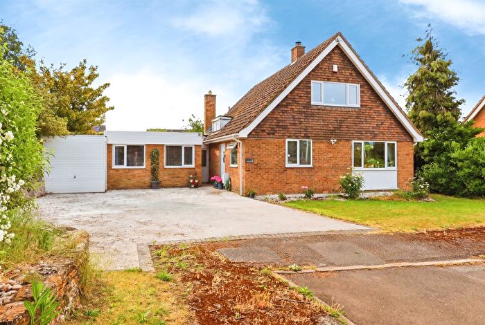 4 Bedroom Detached House For Sale In Chestnut Avenue, Wootton, Northampton, NN4