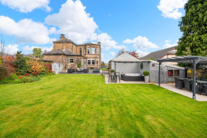 3 Bedroom Semi Detached House For Sale In Victoria Road, Elland, HX5