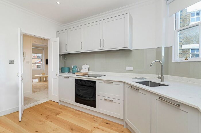 1 Bedroom Flat To Rent In Walton Street, Chelsea, SW3