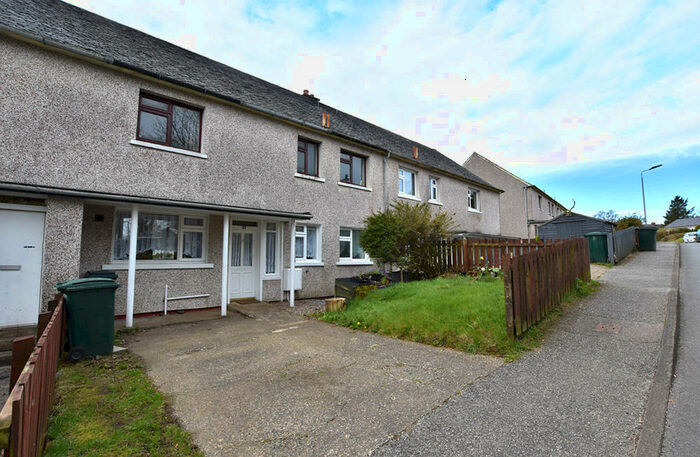 2 Bedroom Ground Flat For Sale In Rockfield Road, Tobermory, Isle Of Mull, Argyllshire, PA75