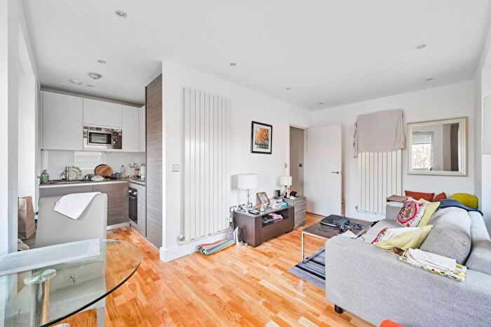 1 Bedroom Flat For Sale In Molesworth Street, Lewisham, London, SE13