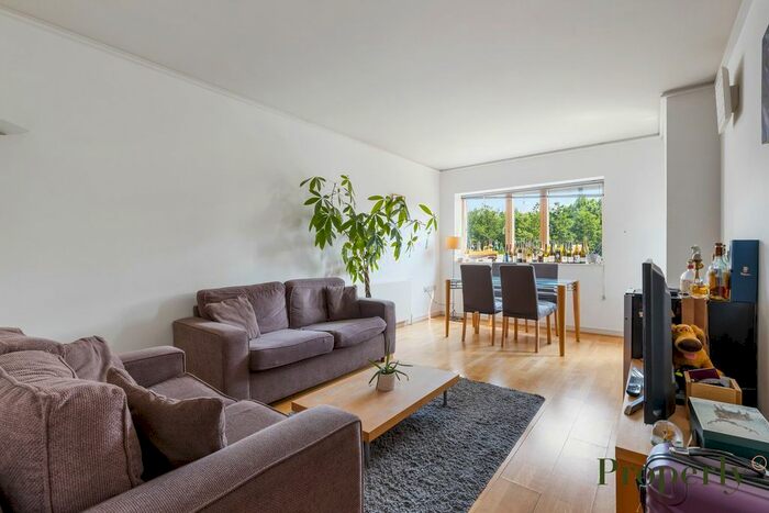 1 Bedroom Flat To Rent In Faraday Lodge, Renaissance Walk, SE10