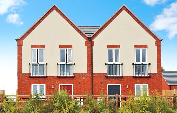 3 Bedroom Semi-Detached House To Rent In Purnell Walk, Loughborough, LE11