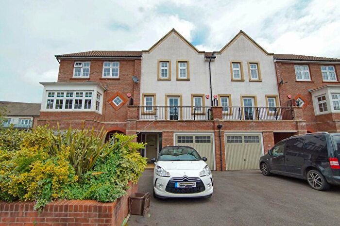 4 Bedroom Town House To Rent In Hatton Road, Stoke Gifford, Bristol, BS16