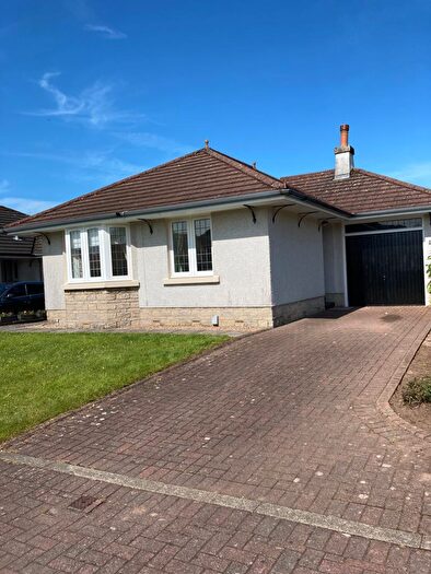 2 Bedroom Bungalow To Rent In Burnhouse Brae Newton Mearns, G77