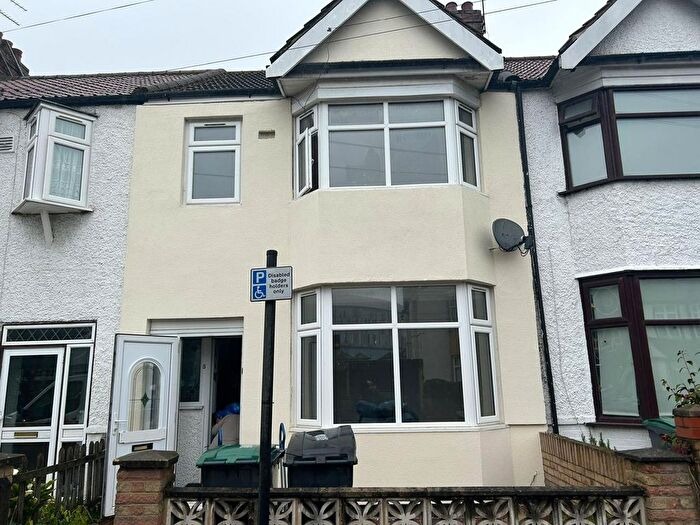 3 Bedroom Property To Rent In Coniston Road, London, N17
