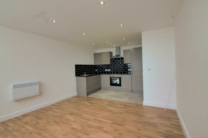 1 Bedroom Apartment To Rent In York Road, Leeds, LS9