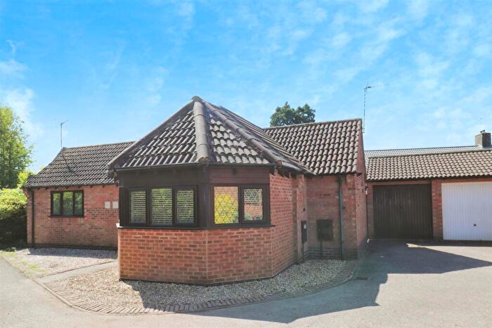 2 Bedroom Detached Bungalow For Sale In St. James Gardens, Bulkington, CV12