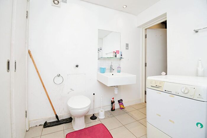 3 Bedroom Terraced House For Sale In York Mews, Ilford, IG1
