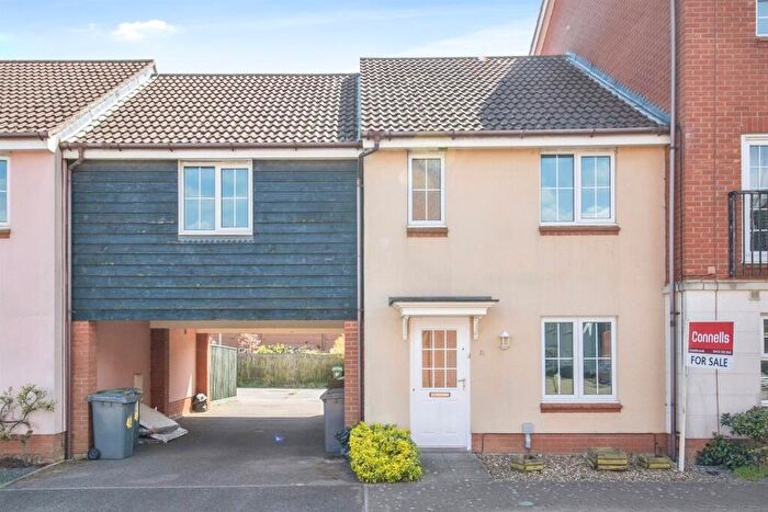 4 Bedroom End Of Terrace House For Sale In Spindler Close, Kesgrave, Ipswich, IP5