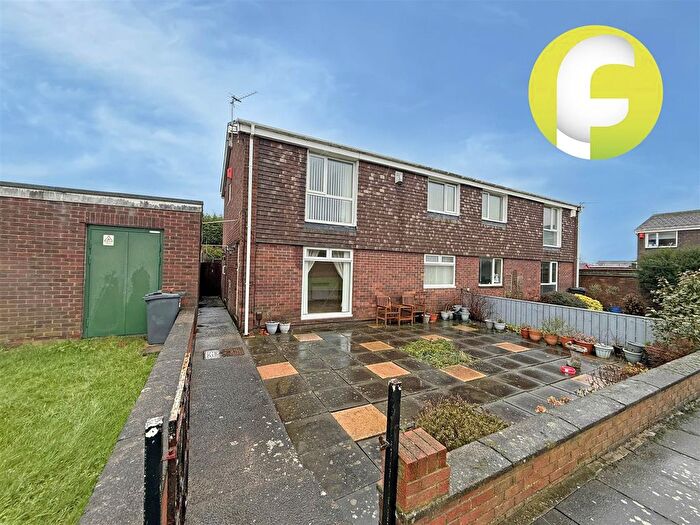 2 Bedroom Flat For Sale In Arran Place, North Shields, NE29