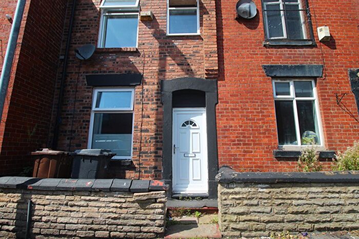 3 Bedroom Terraced House To Rent In Balfour Street To Let, Oldham, OL4