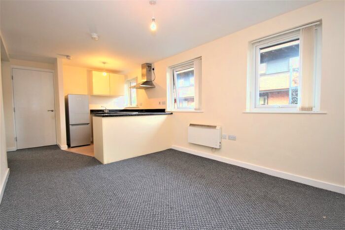 2 Bedroom Flat To Rent In Birchwood, Warrington, Cheshire, WA3