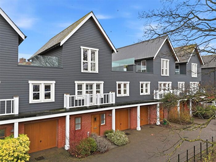 4 Bedroom Terraced House For Sale In William Porter Close, Chelmsford Garden, Chelmsford, Essex, CM1