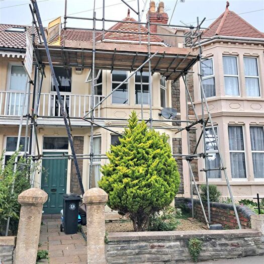 4 Bedroom Terraced House To Rent In Woodbridge Road, Bristol, BS4