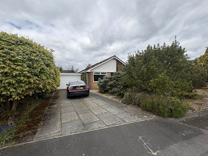 3 Bedroom Detached Bungalow For Sale In Green Lane, Oldham, OL8