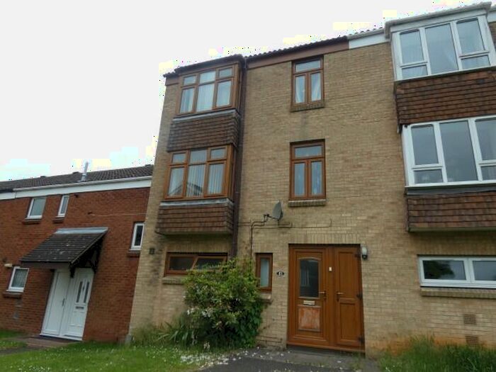 1 Bedroom House Of Multiple Occupation To Rent In Snowbell Square, Northampton, Northamptonshire, NN3
