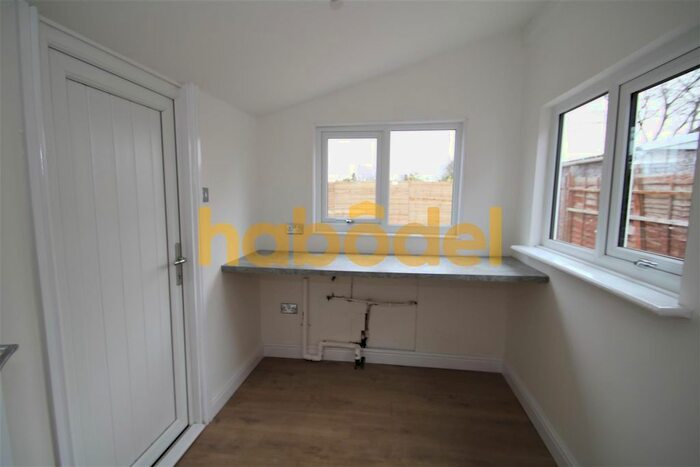 3 Bedroom Semi-Detached House To Rent In Lanehouse Road, Thornaby, Stockton-On-Tees, TS17