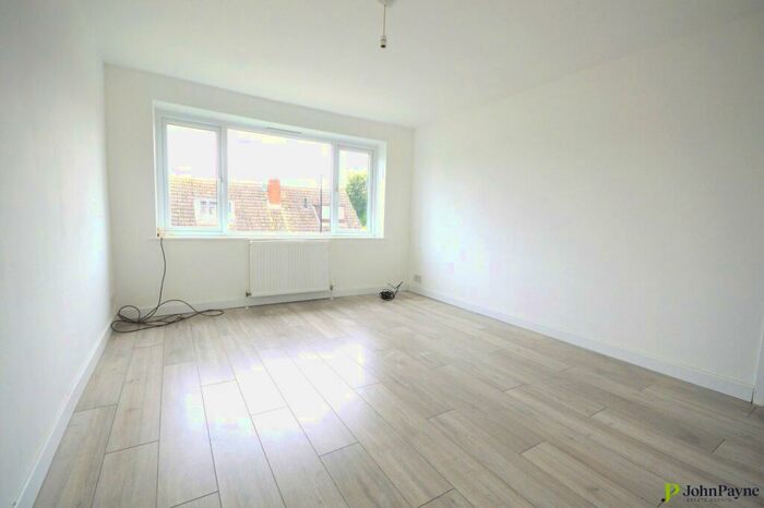 2 Bedroom Maisonette To Rent In Malam Close, Tile Hill, Coventry, West Midlands, CV4