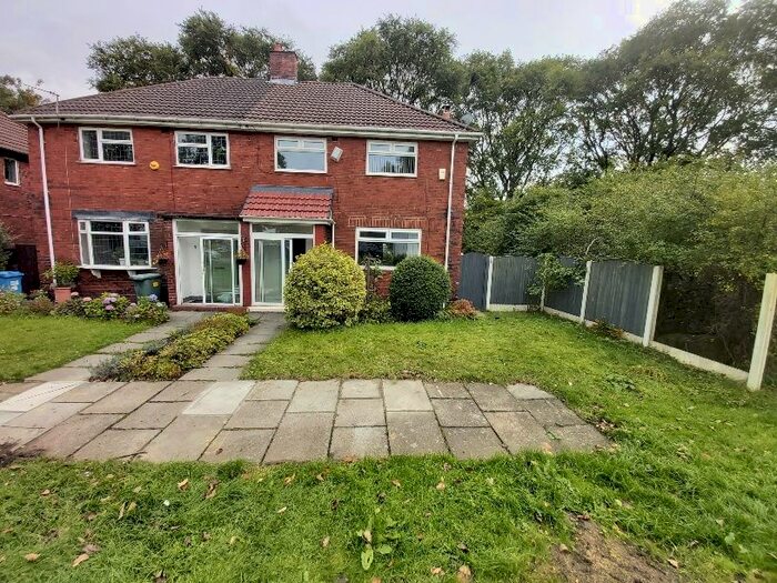 3 Bedroom End Of Terrace House To Rent In Kenyon Lane, Middleton, Manchester, M24