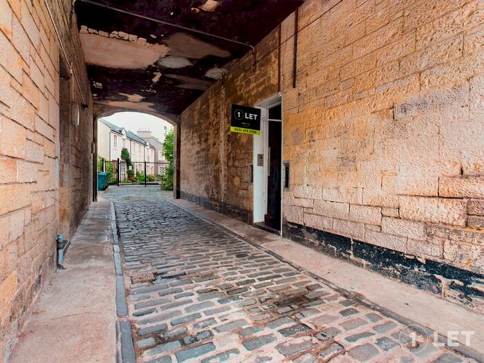 2 Bedroom Flat To Rent In St Leonards Street, Newington, Edinburgh, EH8