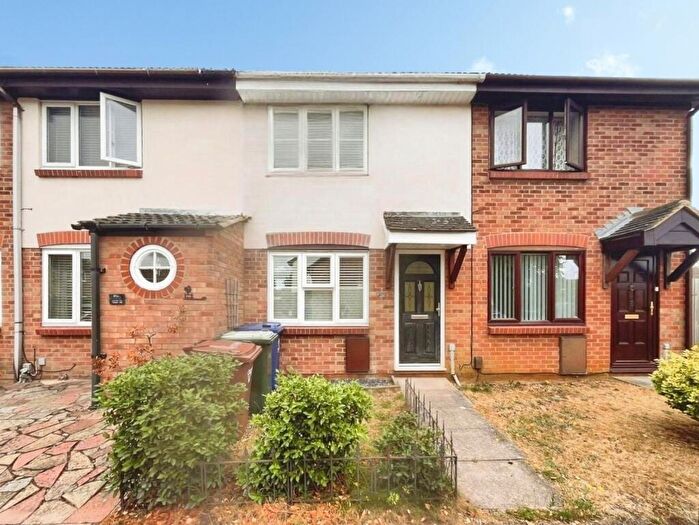 2 Bedroom Terraced House For Sale In Roman Way, Bicester, Oxfordshire, OX26