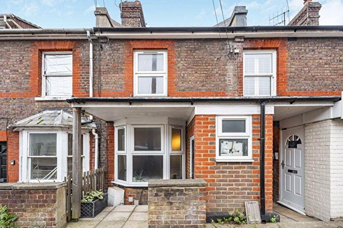 3 Bedroom Terraced House For Sale In St. Johns Road, Hemel Hempstead, HP1