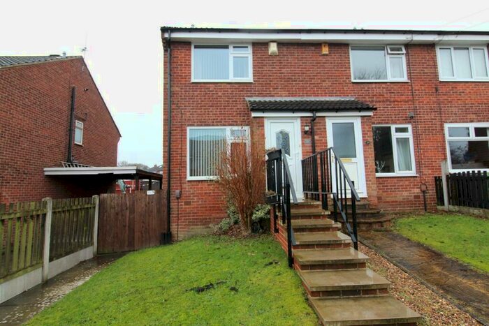 2 Bedroom House To Rent In Wood Grove, Leeds, LS12